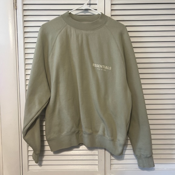 Essentials Green Fleece Raglan Sweatshirt - Picture 4 of 4